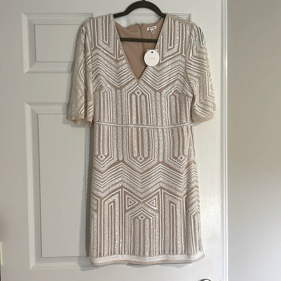 En Créme Sequin Dress - Picture 1 of 3